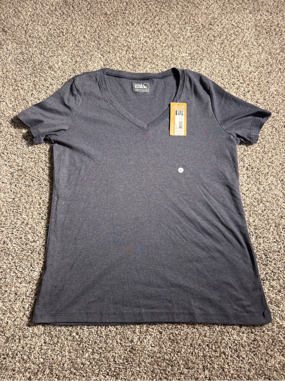 Eddie Bauer Men's V-Neck Tee in Navy Heather